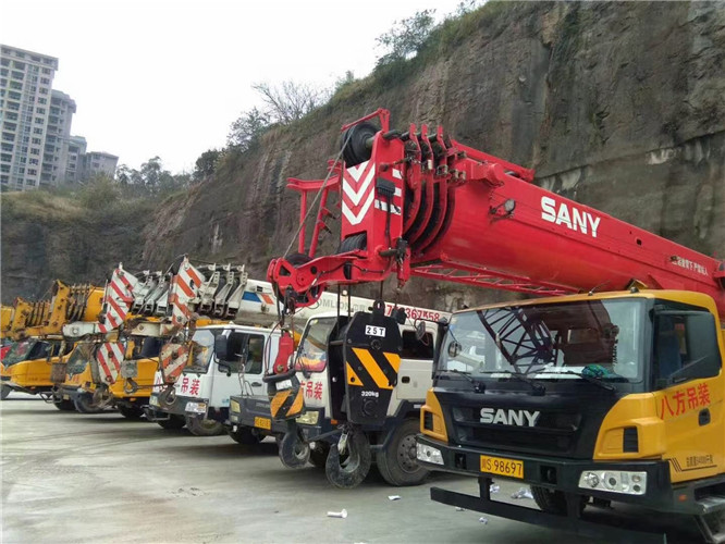 城固县吊车出租按什么计费？台班费、单次费、里程费怎么算？